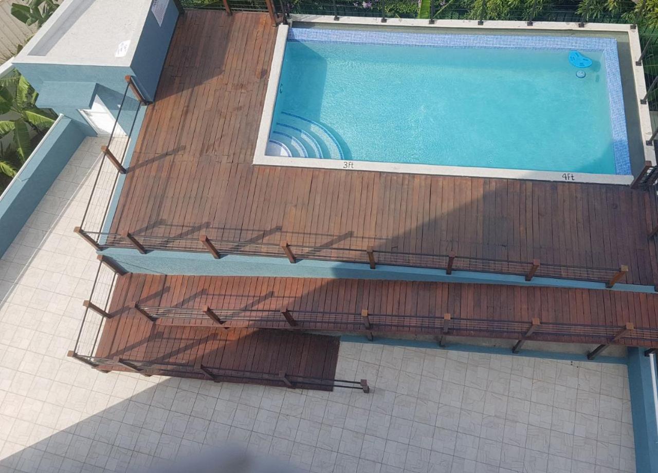 New Kingston Luxurious Secure Condo 외부 사진